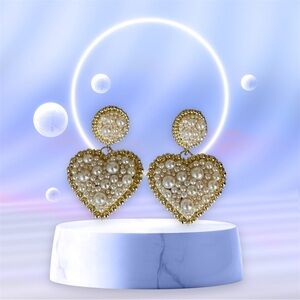 Elegant Gold Heart Pearl Earrings